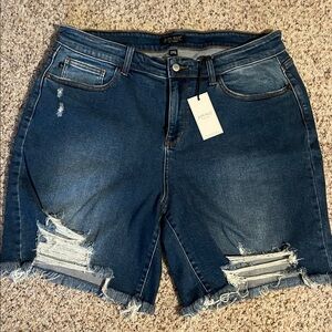 Judy Blue Women's Distressed Denim Shorts Sz 3x new